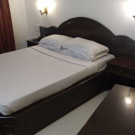 Hotel Residency Park Mangalore Esterno foto